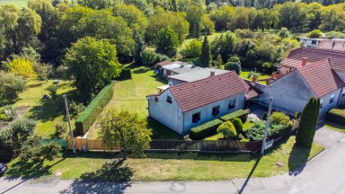 Prodej rodinného domu 5+1 s garáží a zahradou – Křečkov u Poděbrad