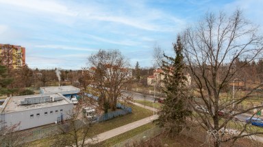 Pronájem bytu 1+kk/L/G, 46 m2, ul. Ústavní, Praha 8 - Bohnice.