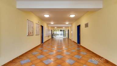 Pronájem bytu 1+kk/L/G, 46 m2, ul. Ústavní, Praha 8 - Bohnice.