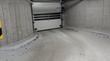 Pronájem garážového stání – Praha 9, Hloubětín, ul. Poděbradská.