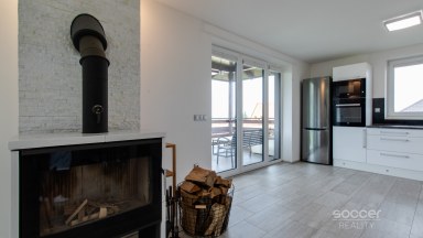 Rodinný dům 4+kk s terasou a zahradou, Kaňk u Kutné Hory.