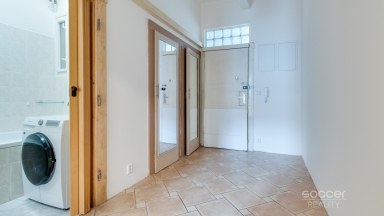 Pronájem bytu 2+kk/B/S, 53 m2, ul. Prouzova, Praha 9 - Vysočany.