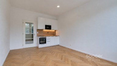 Pronájem bytu 1+kk/Sklep/Wellness, 36 m², Praha 3 – Vinohrady, ul. Vinohradská.